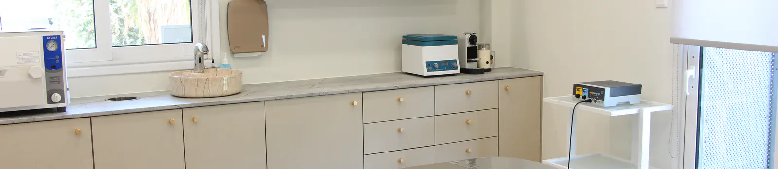 Breast Implants Removal / Exchange